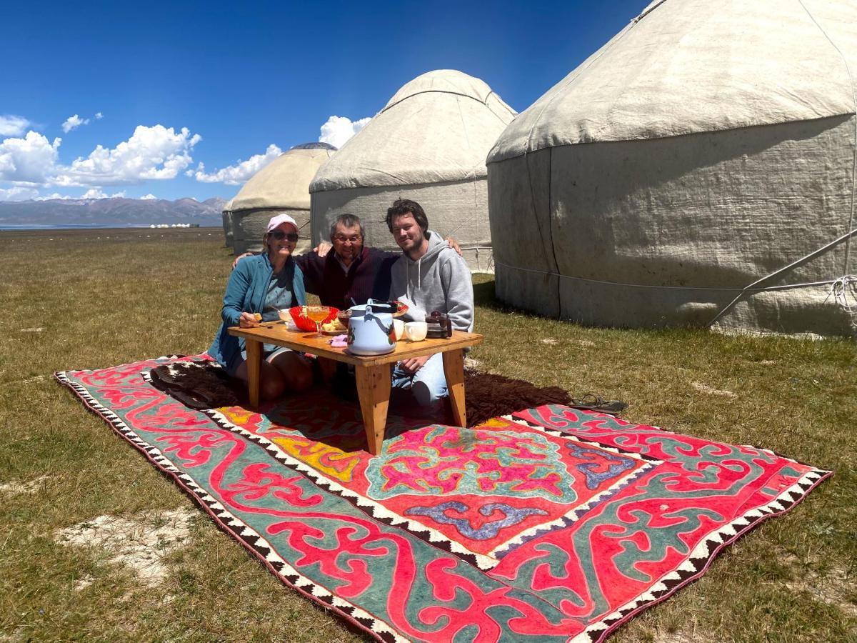 Yurt Camp Ali-Nur At Lake Song-Kol Юрточный Лагерь Али-Нур Озеро Сон-Куль Сон-Куль Кыргызстан Нарын Kyrgyzstan Naryn Exterior foto
